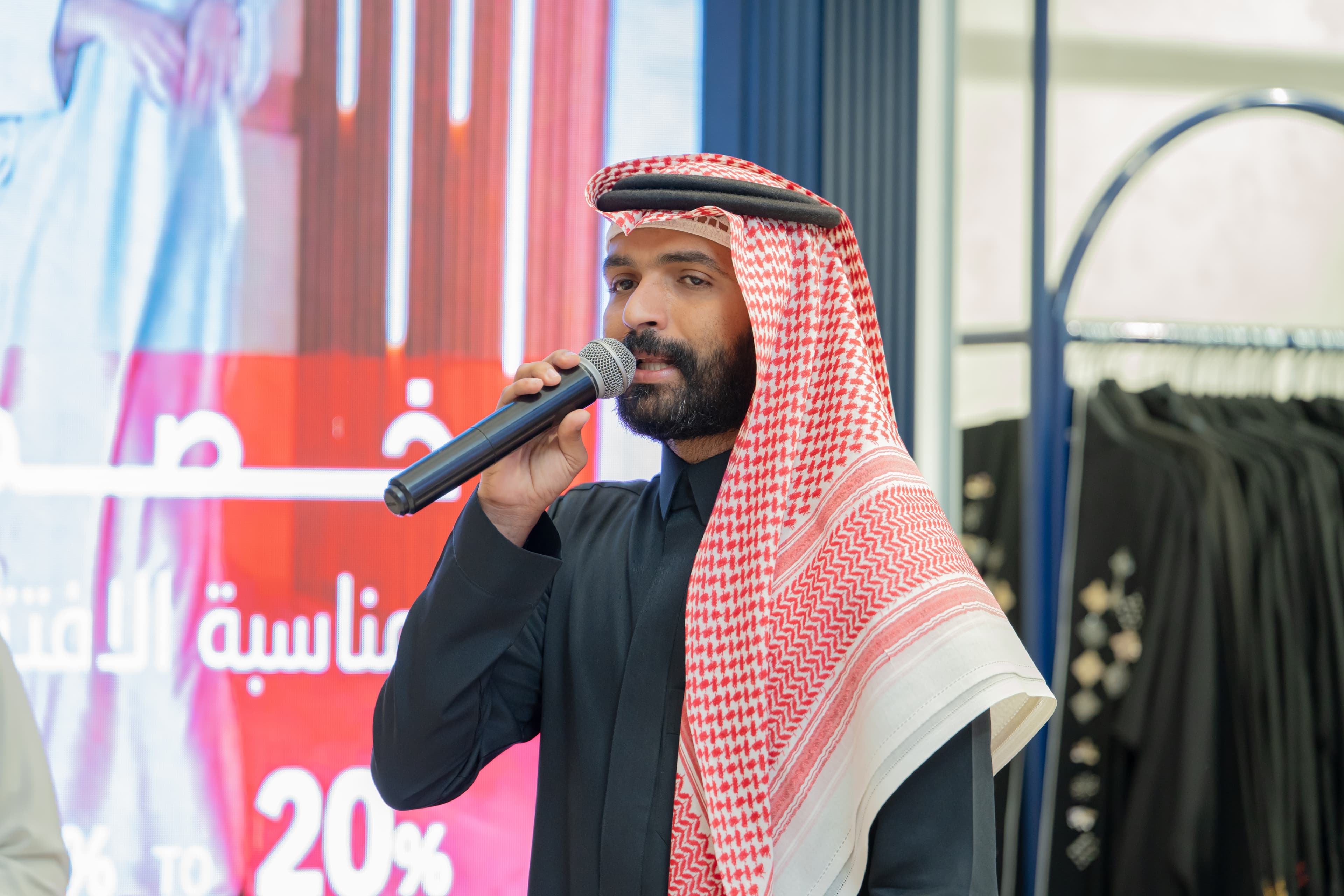 المودلز والأزياء — براند عبايات  انجل — لقطة ٦١