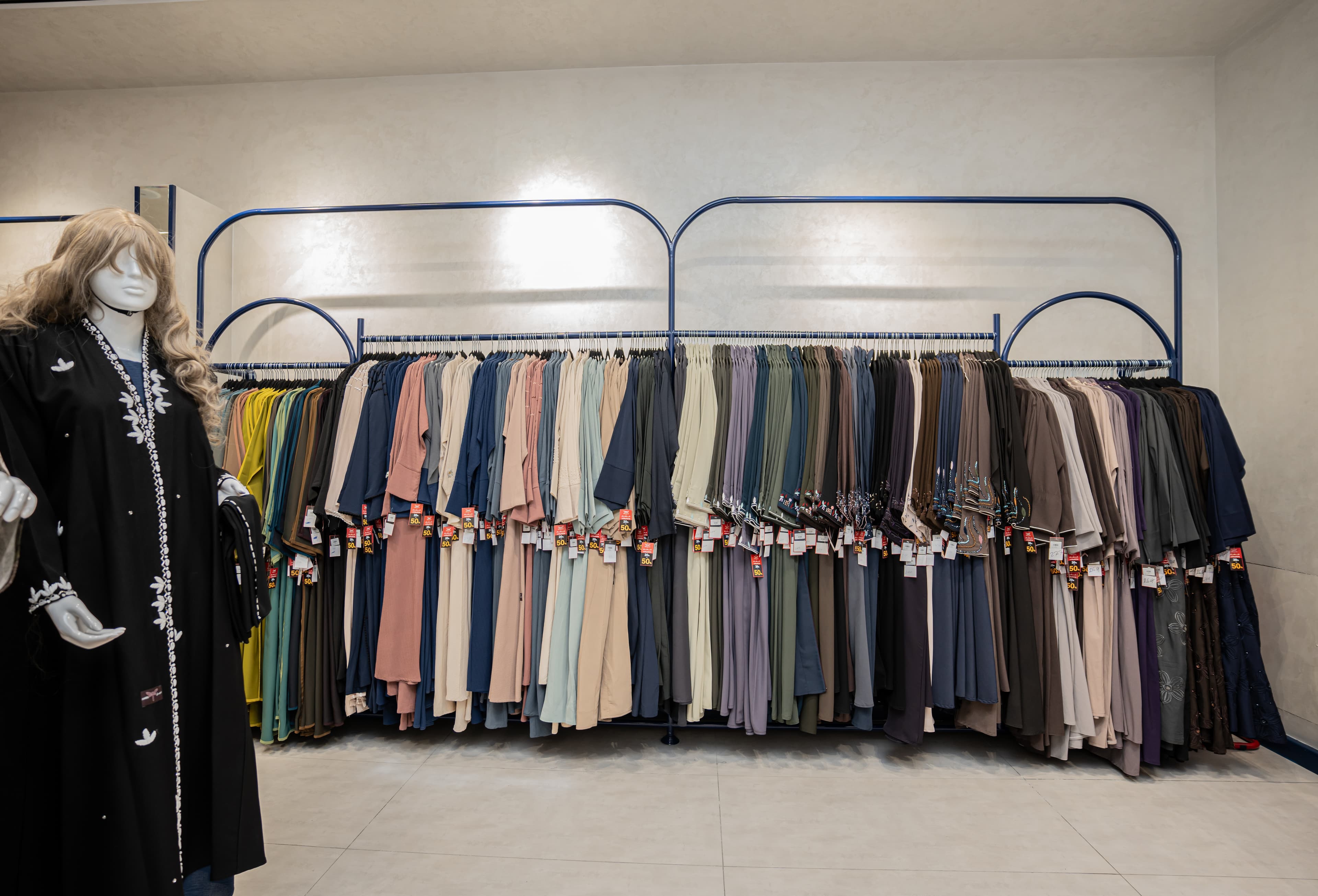 المودلز والأزياء — براند عبايات  انجل — لقطة ٢٠