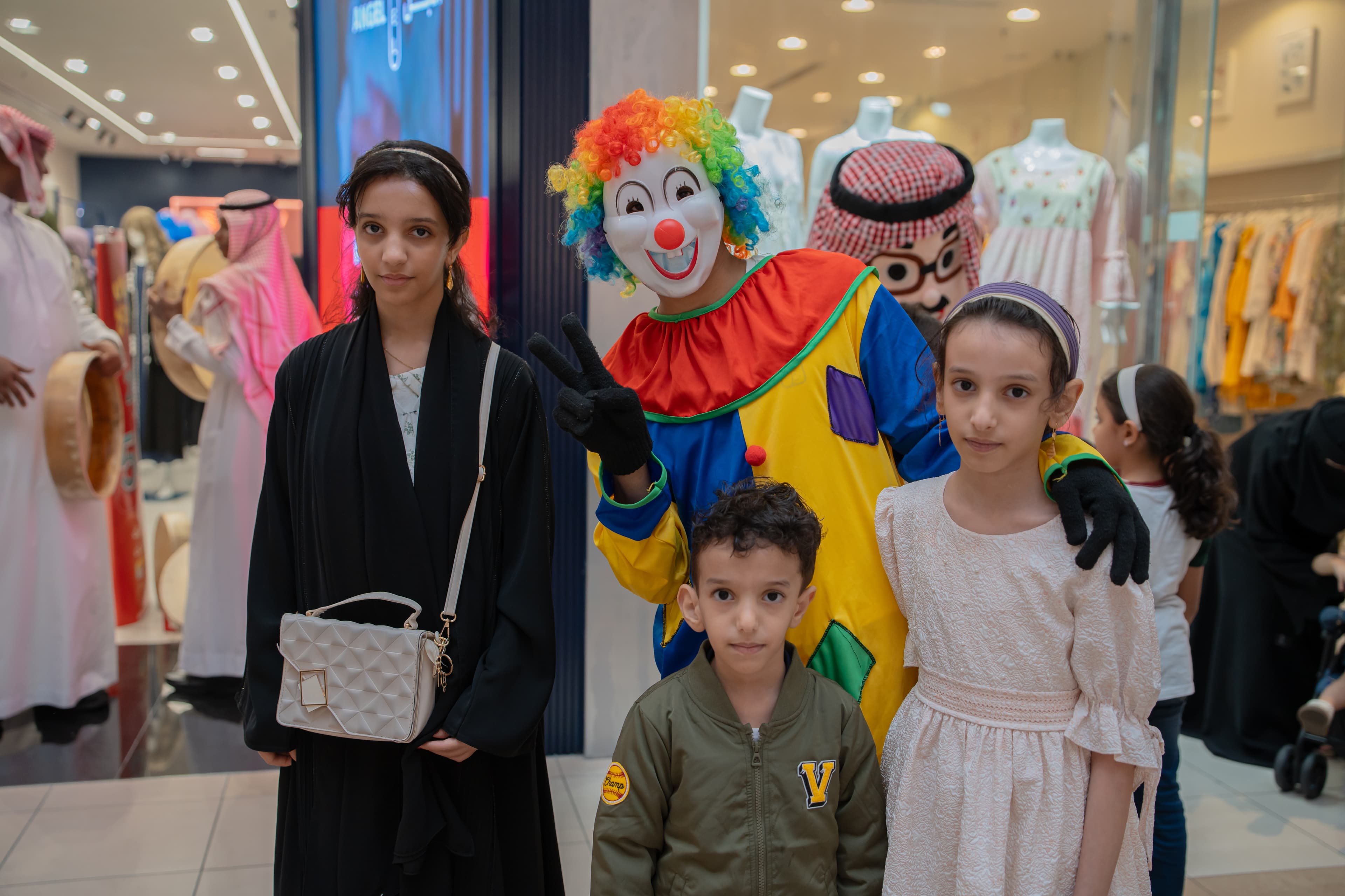 المودلز والأزياء — براند عبايات  انجل — لقطة ١٠٢