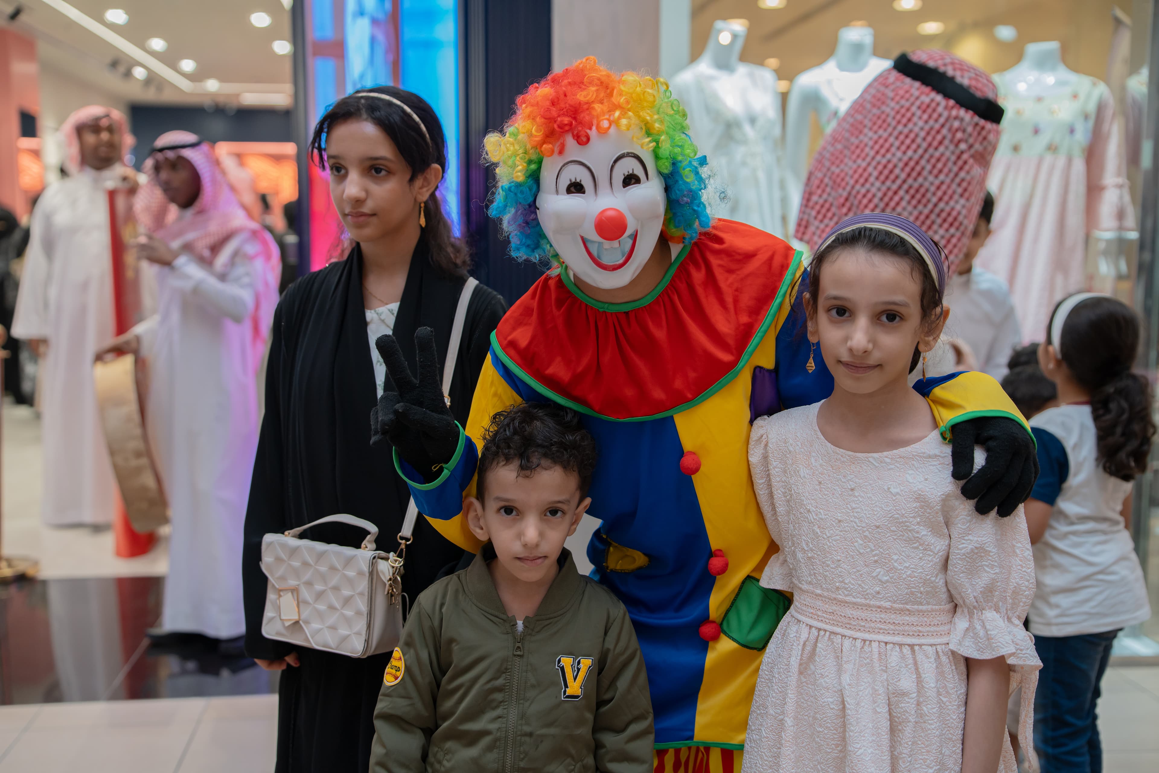 المودلز والأزياء — براند عبايات  انجل — لقطة ٩٩