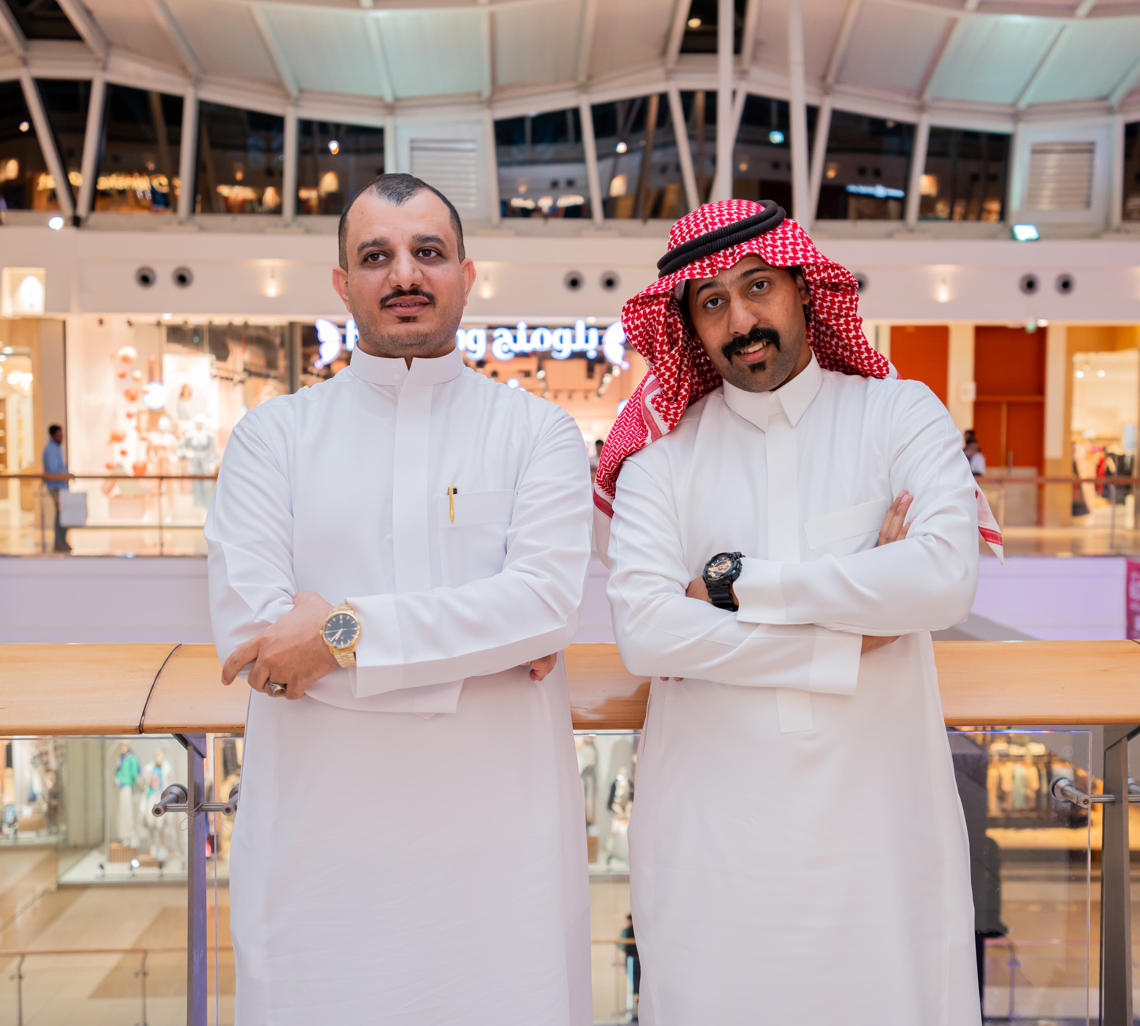 المودلز والأزياء — براند عبايات  انجل — لقطة ٣٨