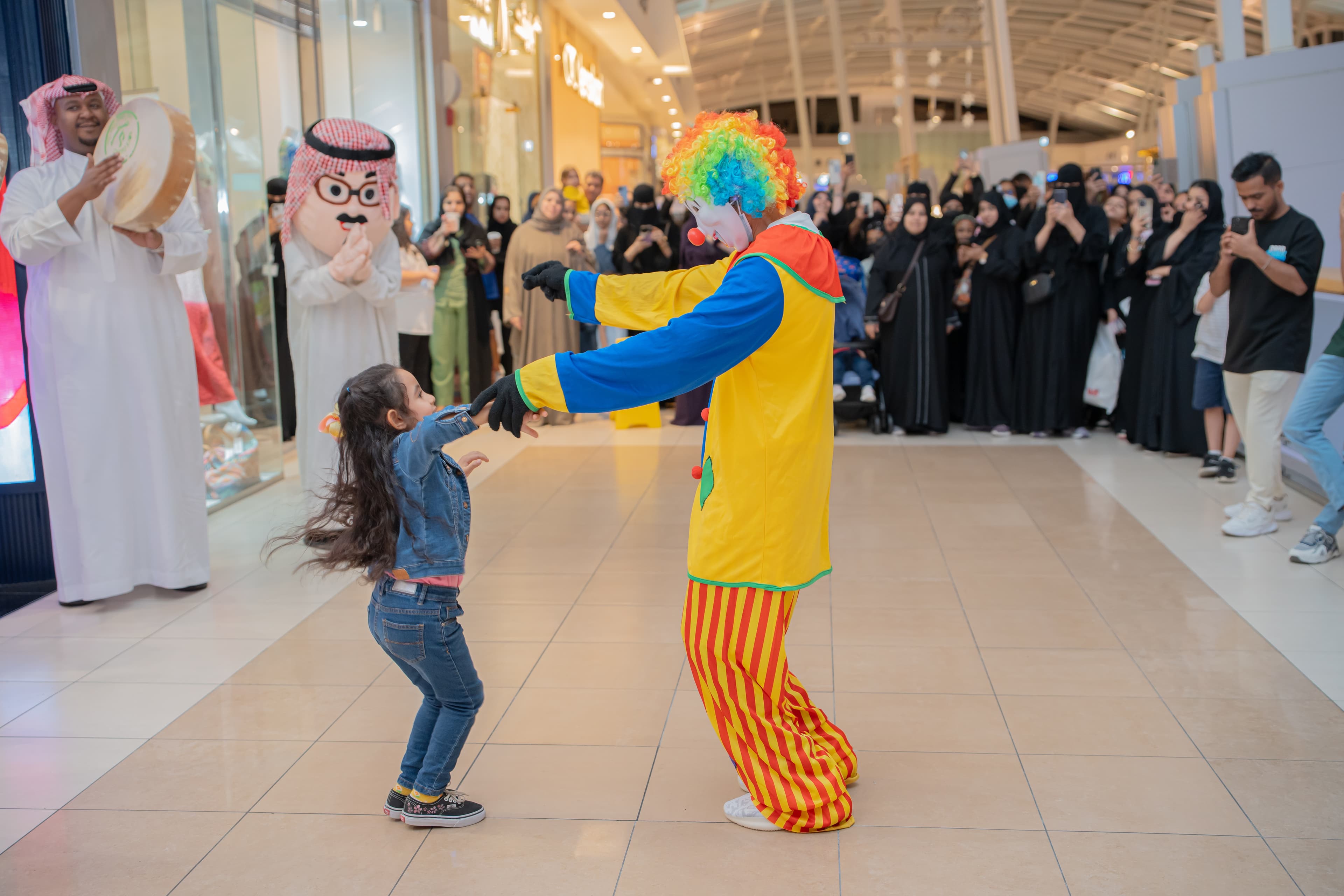 المودلز والأزياء — براند عبايات  انجل — لقطة ٧٠