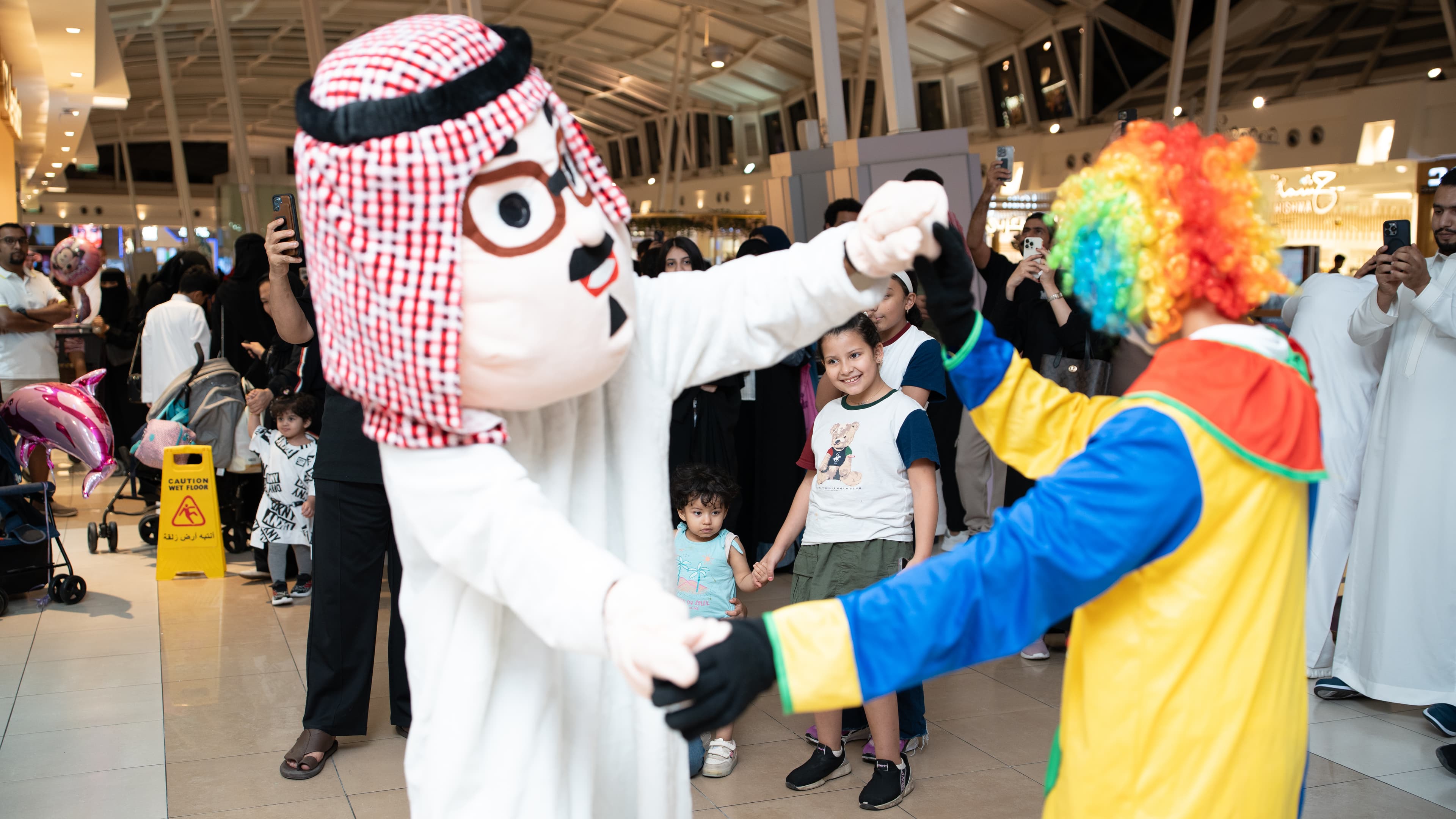 المودلز والأزياء — براند عبايات  انجل — لقطة ١٠٦