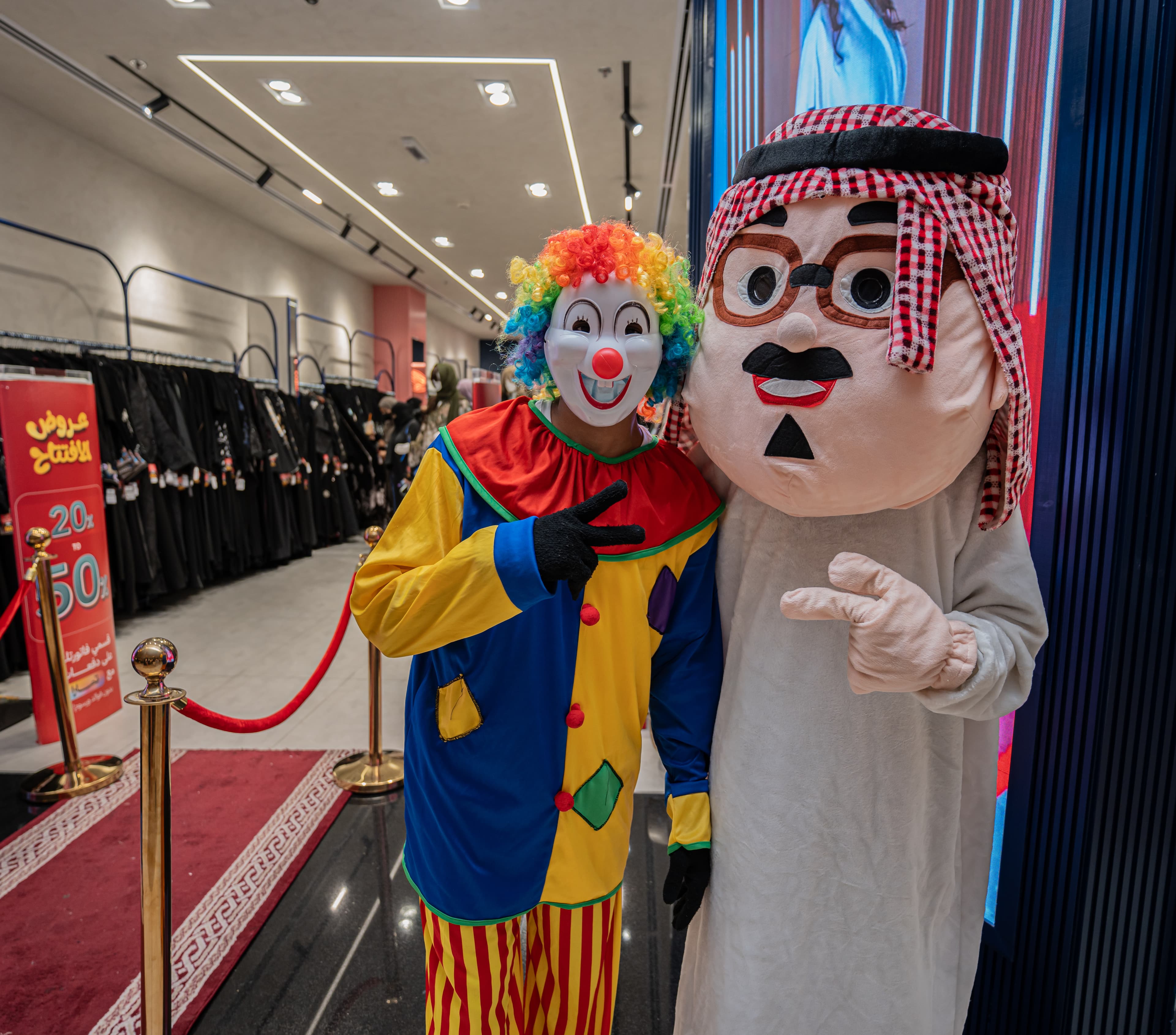المودلز والأزياء — براند عبايات  انجل — لقطة ٣٠