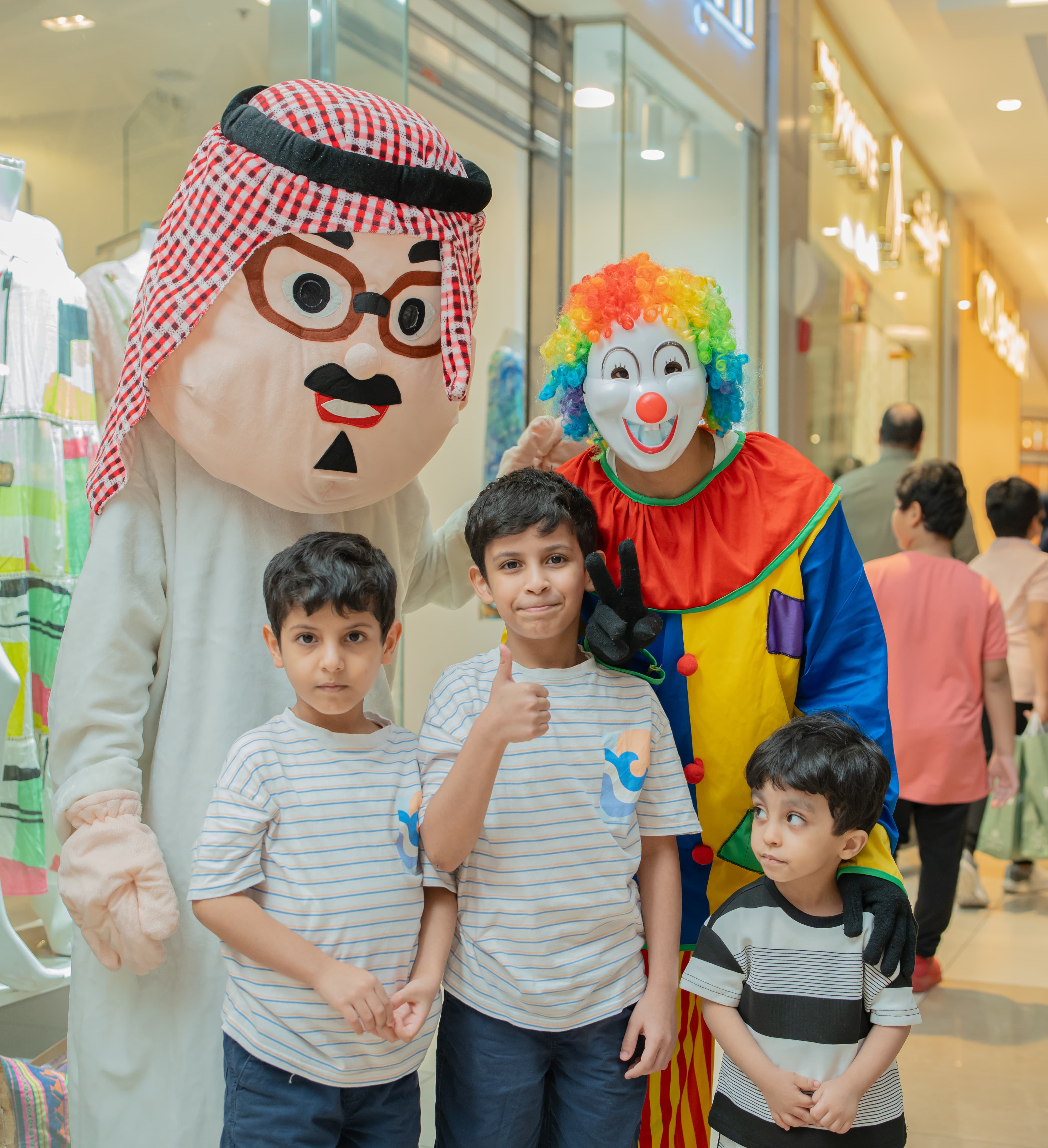 المودلز والأزياء — براند عبايات  انجل — لقطة ٥٨