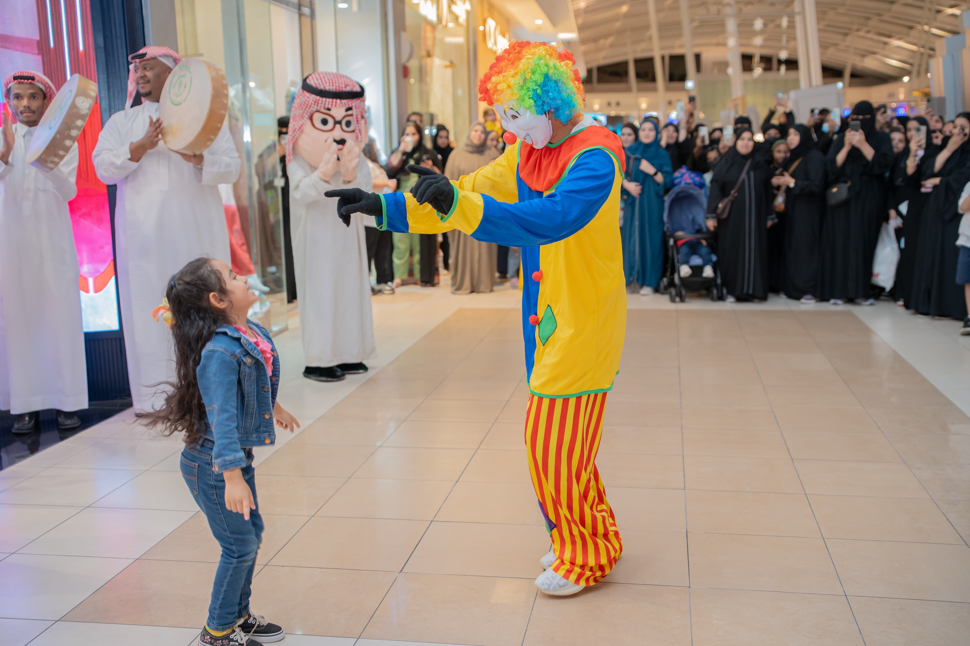 المودلز والأزياء — براند عبايات  انجل — لقطة ٧١