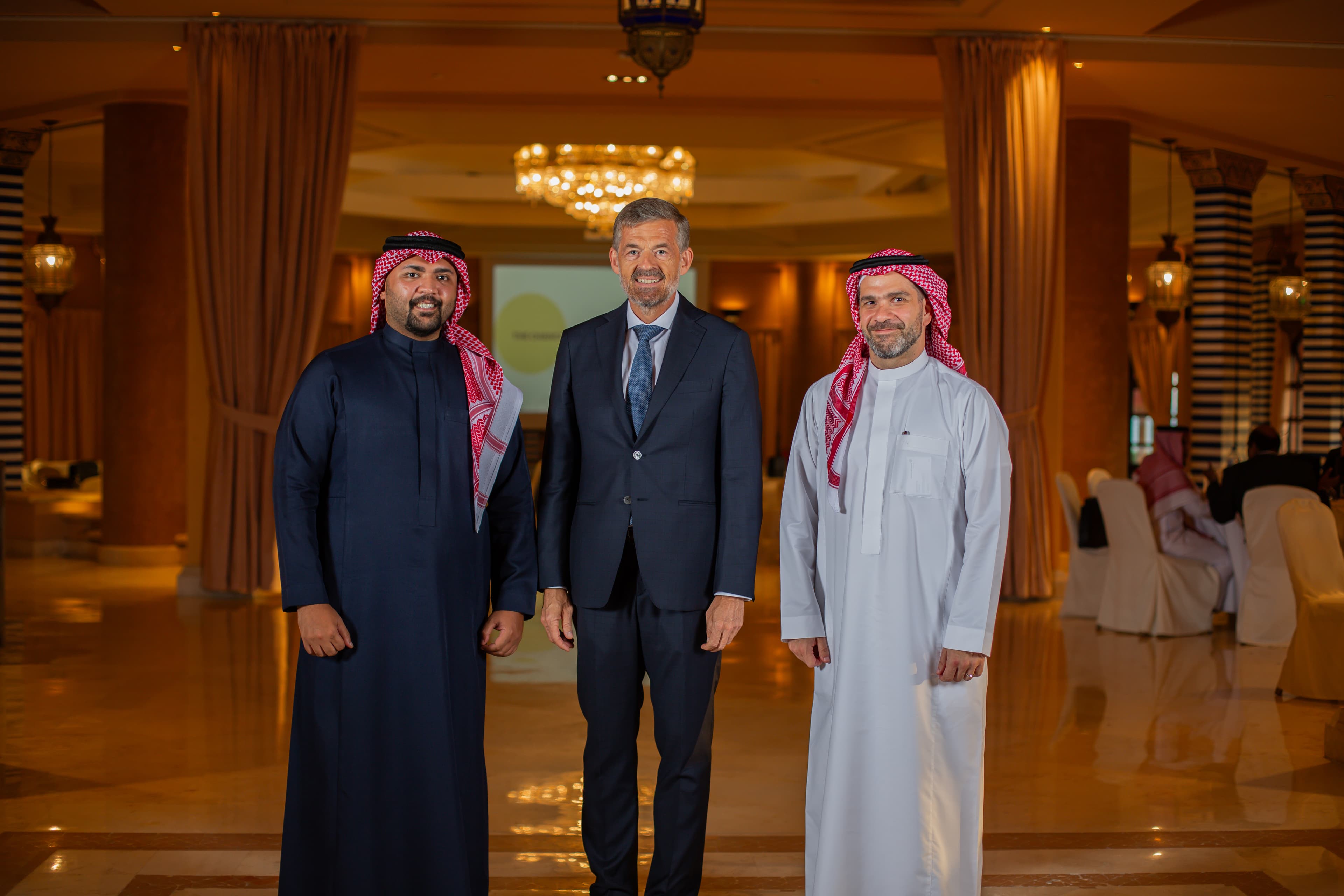 الشركات — شركة عبدالطيف جميل — لقطة ١١