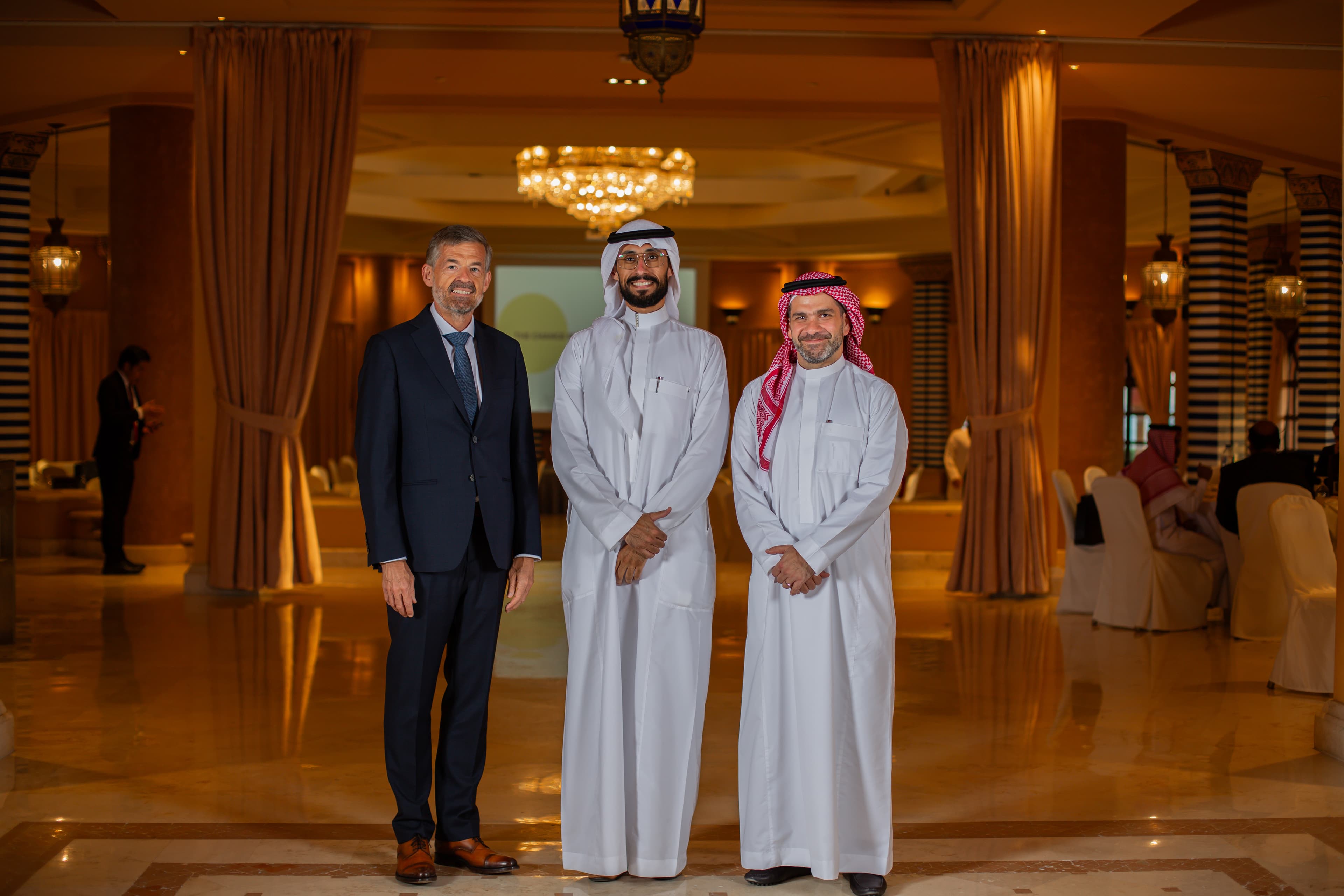 الشركات — شركة عبدالطيف جميل — لقطة ١٠